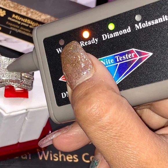 Real diamond women head turner ring free appraisal and posh authenticity incl. - Picture 3 of 7